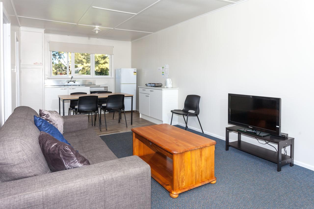 Harbourside Holiday Park Whitianga Room photo